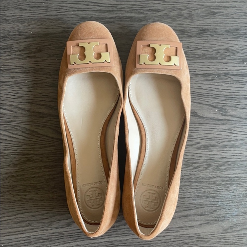 Tory Burch Gigi Suede Pump